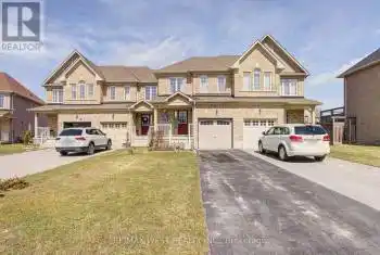 14 Lancaster Court, Barrie (Innis-Shore), Ontario L4M0G1, 3 Bedrooms Bedrooms, ,3 BathroomsBathrooms,All Houses,For Sale,Lancaster,S12062562