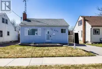 302 Drew Street, Oshawa (Central), Ontario L1H5A7, 3 Bedrooms Bedrooms, ,2 BathroomsBathrooms,All Houses,For Sale,Drew,E12063390