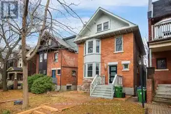 46 Cowan Avenue, Toronto (South Parkdale), Ontario M6K2N4, 5 Bedrooms Bedrooms, ,3 BathroomsBathrooms,All Houses,For Sale,Cowan,W12063044