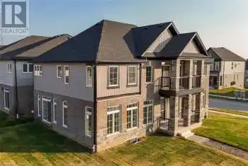 900 NATHALIE Court Unit# Lot 15, Kitchener, Ontario N2P0C9, 4 Bedrooms Bedrooms, ,4 BathroomsBathrooms,All Houses,For Sale,NATHALIE,40712454