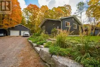 59 Deer Lake Road, Huntsville (Stephenson), Ontario P0B1L0, 3 Bedrooms Bedrooms, ,2 BathroomsBathrooms,All Houses,For Sale,Deer Lake,X12063162