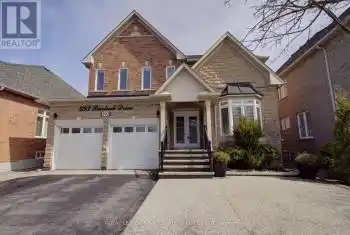 393 Burloak Drive, Oakville (1001 - BR Bronte), Ontario L6L6W8, 4 Bedrooms Bedrooms, ,4 BathroomsBathrooms,All Houses,For Sale,Burloak,W12063309