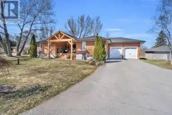 318 Duclos Point Road, Georgina (Virginia), Ontario L0E1N0, 5 Bedrooms Bedrooms, ,3 BathroomsBathrooms,All Houses,For Sale,Duclos Point,N12063412