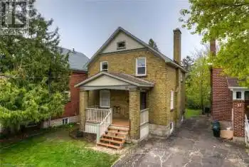 59 Laurel Street, Waterloo, Ontario N2J2H3, 5 Bedrooms Bedrooms, ,2 BathroomsBathrooms,All Houses,For Sale,Laurel,X12063547