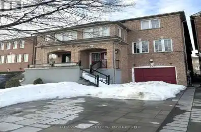 187 Sassafras Circle Vaughan (Patterson) Ontario L4J8M6