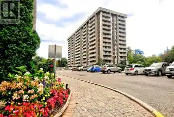 60 Inverlochy Boulevard Unit# 806, Markham (Royal Orchard), Ontario L3T4T7, 2 Bedrooms Bedrooms, ,2 BathroomsBathrooms,Condo,For Sale,Inverlochy,N12063708