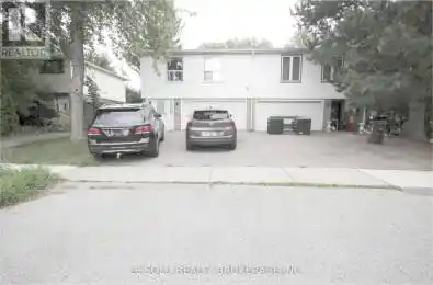 362 Hollyberry Trail Toronto (Hillcrest Village) Ontario M2H2P6