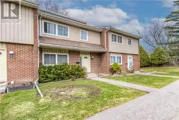 121 UNIVERSITY Avenue Unit# 9, Waterloo, Ontario N2J4J1, 5 Bedrooms Bedrooms, ,3 BathroomsBathrooms,All Houses,For Sale,UNIVERSITY,40711676