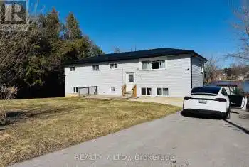 22 LAWRENCE Street, Smith-Ennismore-Lakefield, Ontario K9J6X3, 4 Bedrooms Bedrooms, ,2 BathroomsBathrooms,All Houses,For Sale,LAWRENCE,X12063851