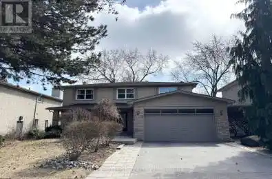 25 Cheval Drive Toronto (Banbury-Don Mills) Ontario M3B1R5