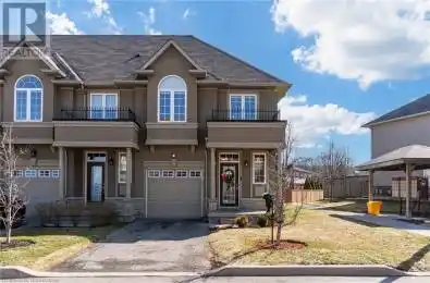 370 STONEHENGE DRIVE Drive Unit# 22 Hamilton Ontario L9K0H9