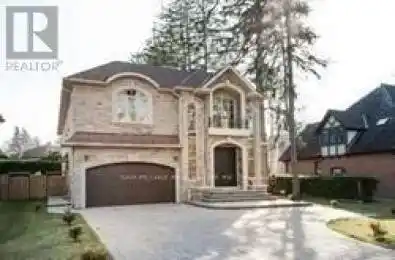 3394 Mississauga Road Mississauga (Erin Mills) Ontario L5L1T8