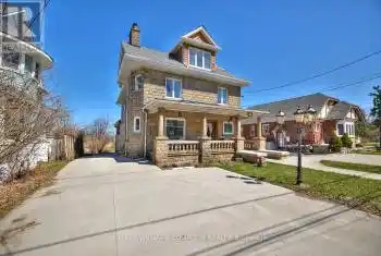 4915 KING Street, Lincoln (982 - Beamsville), Ontario L0R1B0, 5 Bedrooms Bedrooms, ,3 BathroomsBathrooms,All Houses,For Sale,KING,X12065149