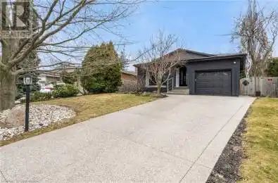 19 MINSTREL Court Hamilton Ontario L9C5T3