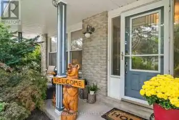 1890 Spruce Hill Road, Pickering (Dunbarton), Ontario L1V1S7, 5 Bedrooms Bedrooms, ,3 BathroomsBathrooms,All Houses,For Sale,Spruce Hill,E12065539