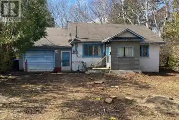 44 Hickory Street, Collingwood, Ontario L9Y3E6, 2 Bedrooms Bedrooms, ,1 BathroomBathrooms,All Houses,For Sale,Hickory,S12065762