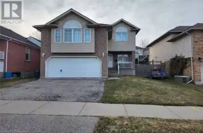 104 MILFOIL Crescent Kitchener Ontario N2E3L3