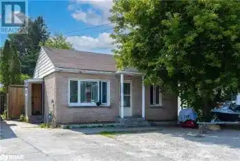 177 Mill Street, Essa (Angus), Ontario L0M1B0, 2 Bedrooms Bedrooms, ,1 BathroomBathrooms,Commercial,For Sale,Mill,N12065884