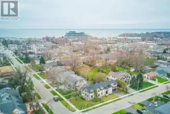168 Nelson Street, Oakville (1001 - BR Bronte), Ontario L6L3J2, 5 Bedrooms Bedrooms, ,5 BathroomsBathrooms,All Houses,For Sale,Nelson,W12065800