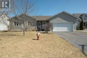66 Davey Crescent, Loyalist (54 - Amherstview), Ontario K7N1X7, 5 Bedrooms Bedrooms, ,3 BathroomsBathrooms,All Houses,For Sale,Davey,X12065938