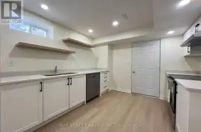 132 Hartney Drive Unit# Lower Richmond Hill Ontario L4S1N2