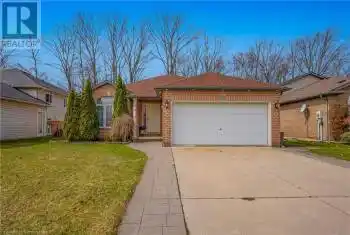 113 FOXTAIL Avenue, Welland, Ontario L3C7J6, 3 Bedrooms Bedrooms, ,2 BathroomsBathrooms,All Houses,For Sale,FOXTAIL,40711180