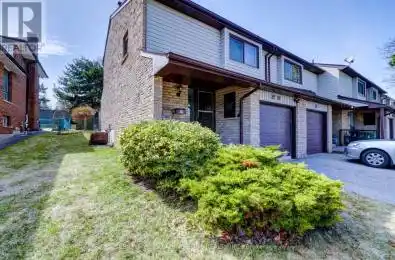 84 Robbinstone Drive Toronto (Malvern) Ontario M1B2E6