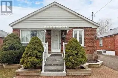 34 Midholm Drive Toronto (Ionview) Ontario M1K3B1