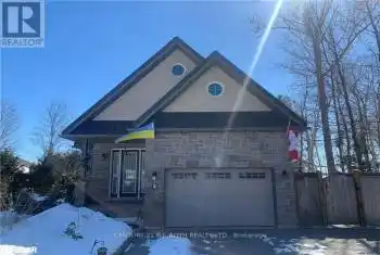 9 GREENWOOD FOREST Road, Oro-Medonte, Ontario L0L2E0, 1 Bedroom Bedrooms, ,1 BathroomBathrooms,All Houses,For Rent,GREENWOOD FOREST,S12066525
