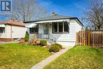 761 Seventh Avenue, Hamilton (Hampton Heights), Ontario L8T1V6, 3 Bedrooms Bedrooms, ,2 BathroomsBathrooms,All Houses,For Sale,Seventh,X12066575