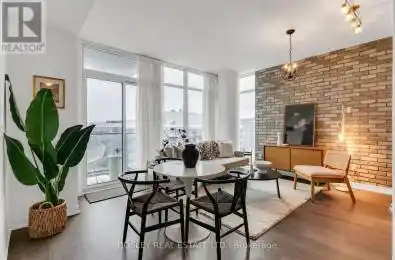 105 George Street Unit# 1404 Toronto (Moss Park) Ontario M5A0L4