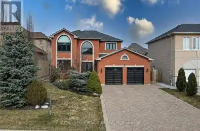 222 Kimber Crescent Vaughan (East Woodbridge) Ontario L4L9K3