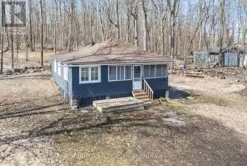 365 Robins Point Road, Tay (Victoria Harbour), Ontario L0K2A0, 3 Bedrooms Bedrooms, ,1 BathroomBathrooms,All Houses,For Sale,Robins Point,S12066879