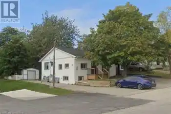 16 HURON Road Unit# 1, Mitchell, Ontario N0K1N0, 2 Bedrooms Bedrooms, ,1 BathroomBathrooms,All Houses,For Rent,HURON,40714409