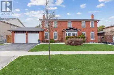 209 Louis Drive Mississauga (Cooksville) Ontario L5B2V5