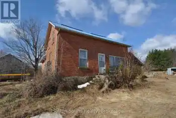 797530 East Back Line, Chatsworth, Ontario N0H1R0, ,Commercial,For Sale,East Back,X12065918