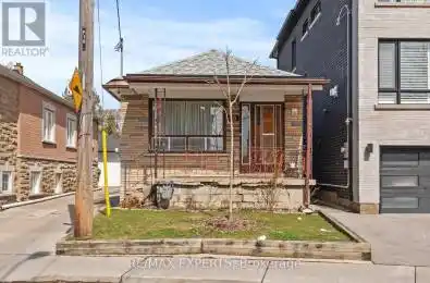 18 Holland Park Avenue Toronto (Oakwood Village) Ontario M6C1M1