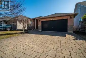 6 Blackburn Lane, Hamilton (Mount Hope), Ontario L0R1W0, 4 Bedrooms Bedrooms, ,3 BathroomsBathrooms,All Houses,For Sale,Blackburn,X12066281