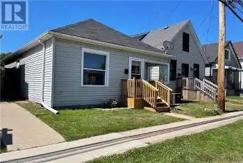 24 VANSITMART Avenue, Hamilton, Ontario L8H3A3, 3 Bedrooms Bedrooms, ,1 BathroomBathrooms,All Houses,For Rent,VANSITMART,40714450