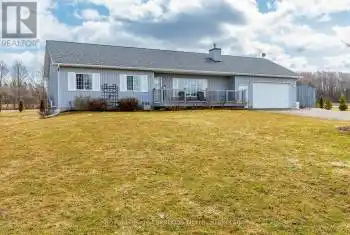 105 Inkerman Street, Grey Highlands, Ontario N0C1E0, 2 Bedrooms Bedrooms, ,3 BathroomsBathrooms,All Houses,For Sale,Inkerman,X12066999