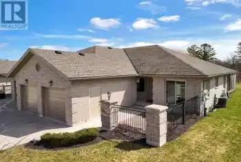 231 Napier Street Unit# 3, West Perth (Mitchell), Ontario N0K1N0, 3 Bedrooms Bedrooms, ,3 BathroomsBathrooms,All Houses,For Sale,Napier,X12067013
