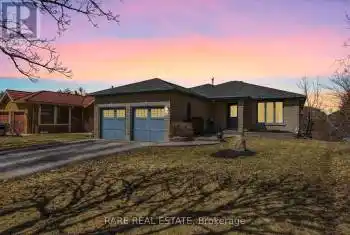 52 Columbia Road, Barrie (Holly), Ontario L4N8C6, 6 Bedrooms Bedrooms, ,3 BathroomsBathrooms,All Houses,For Sale,Columbia,S12066956