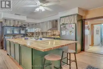 1940 Crossland Road, Springwater (Phelpston), Ontario L0L2K0, 4 Bedrooms Bedrooms, ,3 BathroomsBathrooms,All Houses,For Sale,Crossland,S12067628