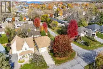 8 Cumberland Street, Prince Edward County (Picton), Ontario K0K2T0, 4 Bedrooms Bedrooms, ,3 BathroomsBathrooms,All Houses,For Sale,Cumberland,X12067742
