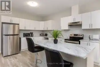 34 BOUNTY Avenue Unit# UPPER, Thorold (560 - Rolling Meadows), Ontario L2V0H3, 2 Bedrooms Bedrooms, ,2 BathroomsBathrooms,All Houses,For Rent,BOUNTY,X12066791