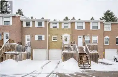 212 WESTCOURT Place Waterloo Ontario N2L2R7