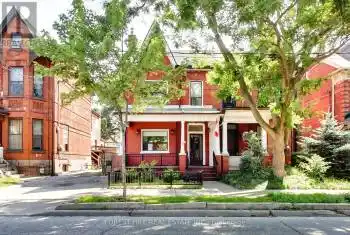 23 Lansdowne Avenue, Toronto (Roncesvalles), Ontario M6K2V7, 5 Bedrooms Bedrooms, ,2 BathroomsBathrooms,All Houses,For Sale,Lansdowne,W12068087