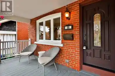 88 Maclean Avenue Toronto (The Beaches) Ontario M4E3A2