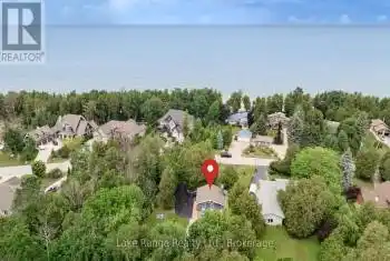 202 BIRCHWOOD Avenue, Kincardine, Ontario N0G2T0, 3 Bedrooms Bedrooms, ,2 BathroomsBathrooms,All Houses,For Sale,BIRCHWOOD,X12068185