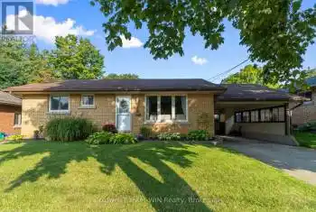 289 Birmingham Street, Wellington North (Mount Forest), Ontario N0G2L2, 3 Bedrooms Bedrooms, ,2 BathroomsBathrooms,All Houses,For Sale,Birmingham,X12068306